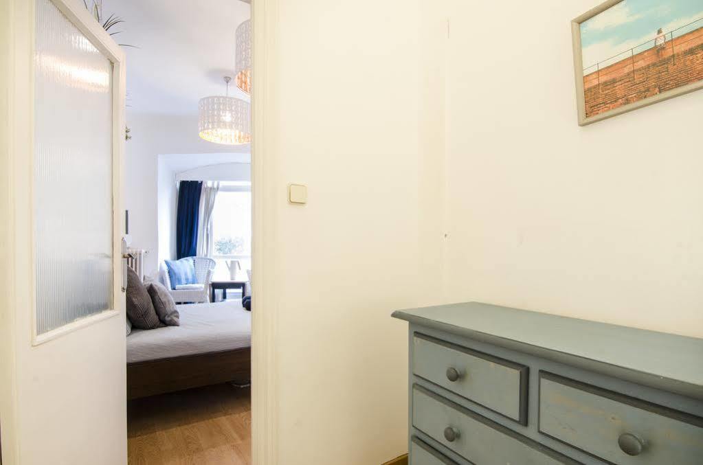 Lollipop Flats City Centre Deluxe Suite Madrid Exterior photo