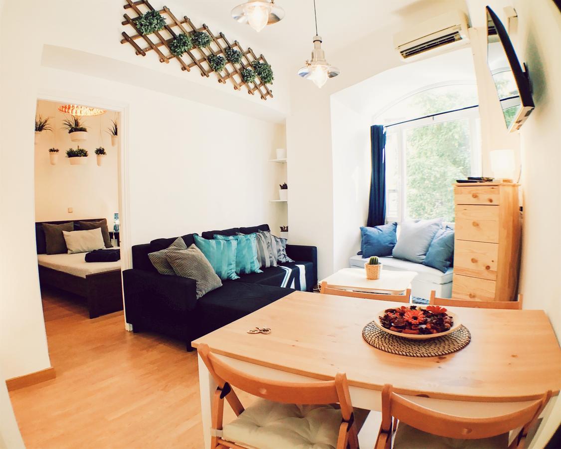 Lollipop Flats City Centre Deluxe Suite Madrid Exterior photo
